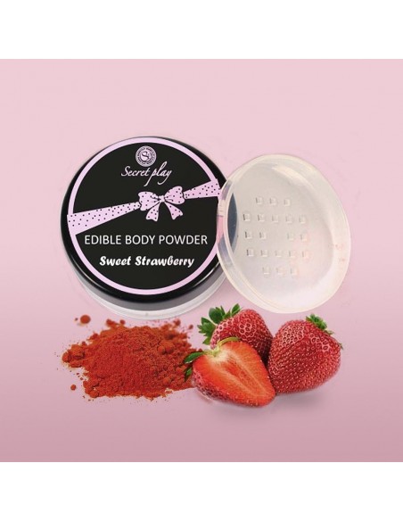Edible strawberry powder