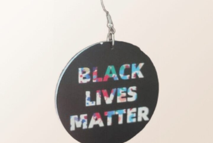 Boucles d'oreilles Black Lives Matter