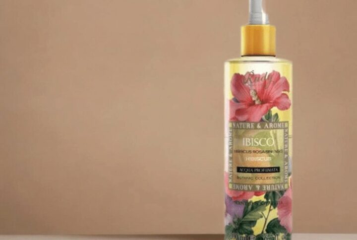 Eau corporelle à l'hibiscus