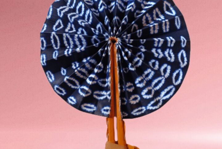 Eventail Bakelia Les tons bleus