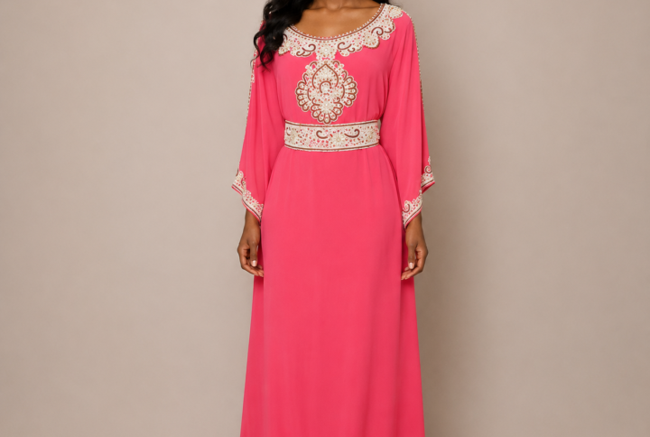 Robe perlee rose