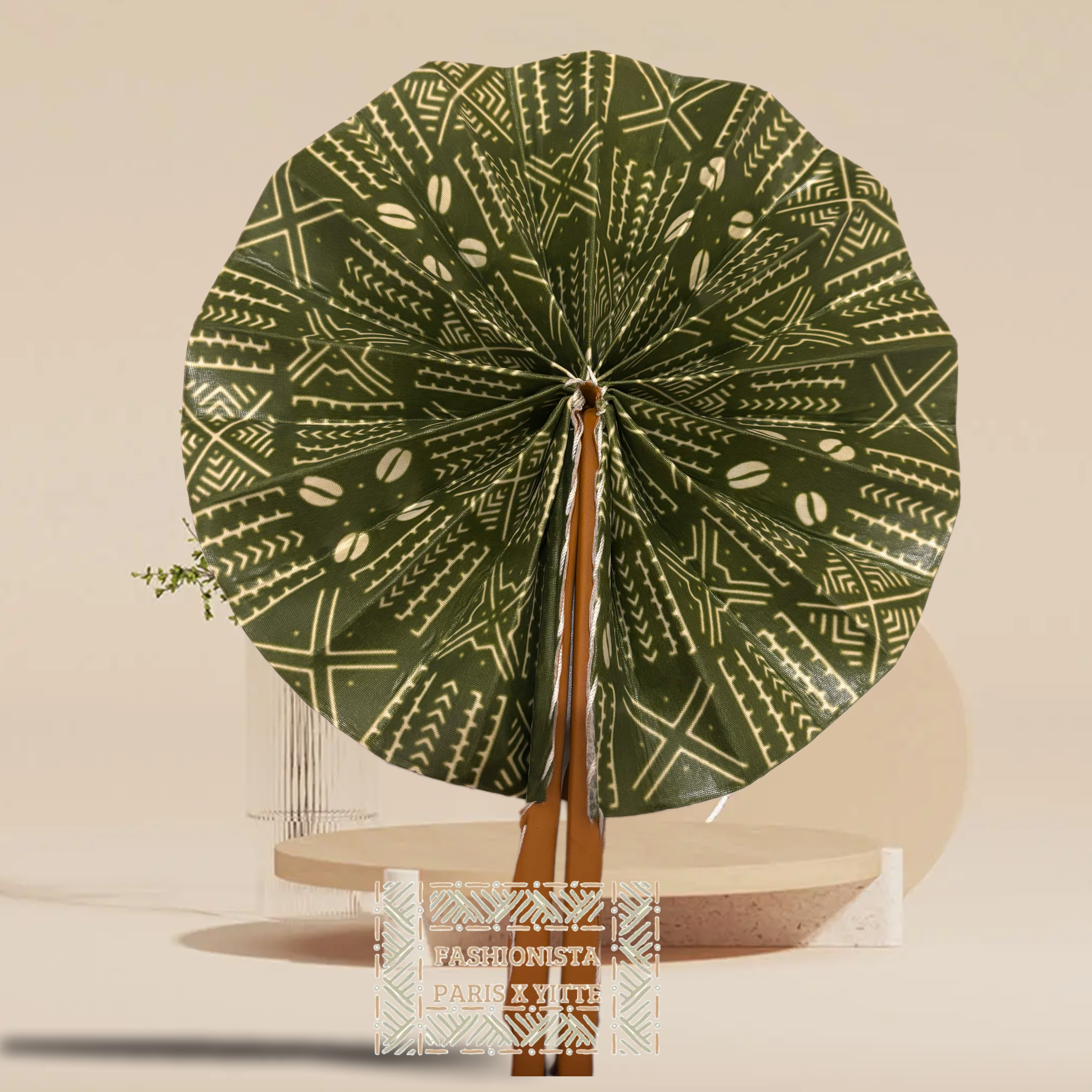 Éventail africain wax – Vert olive bogolan