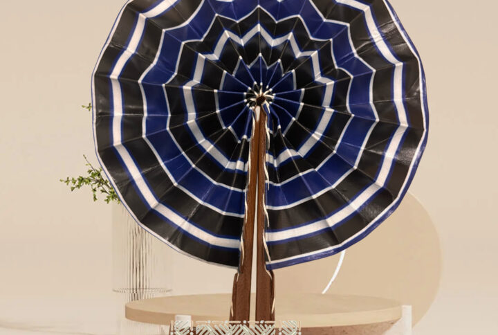 Éventail africain wax – Bleu nuit graphique