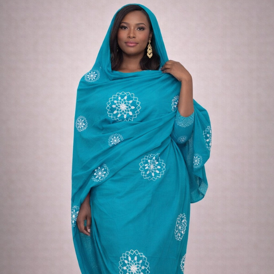 Melhfa brodée turquoise avec body