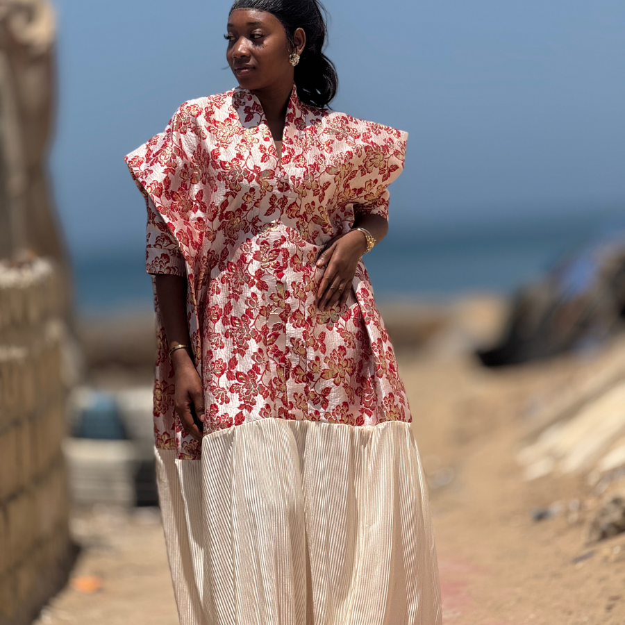 Robe brocard fleuri rouge et doré