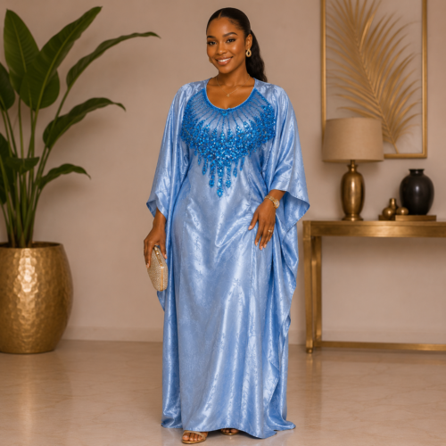 Robe en soie Getzner bleue brodée