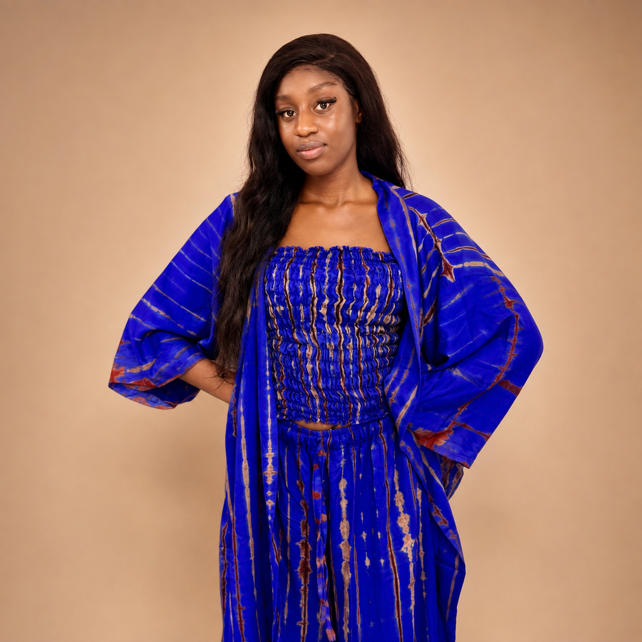 Ensemble bleu majorelle bustier pantalon et kimono assorti