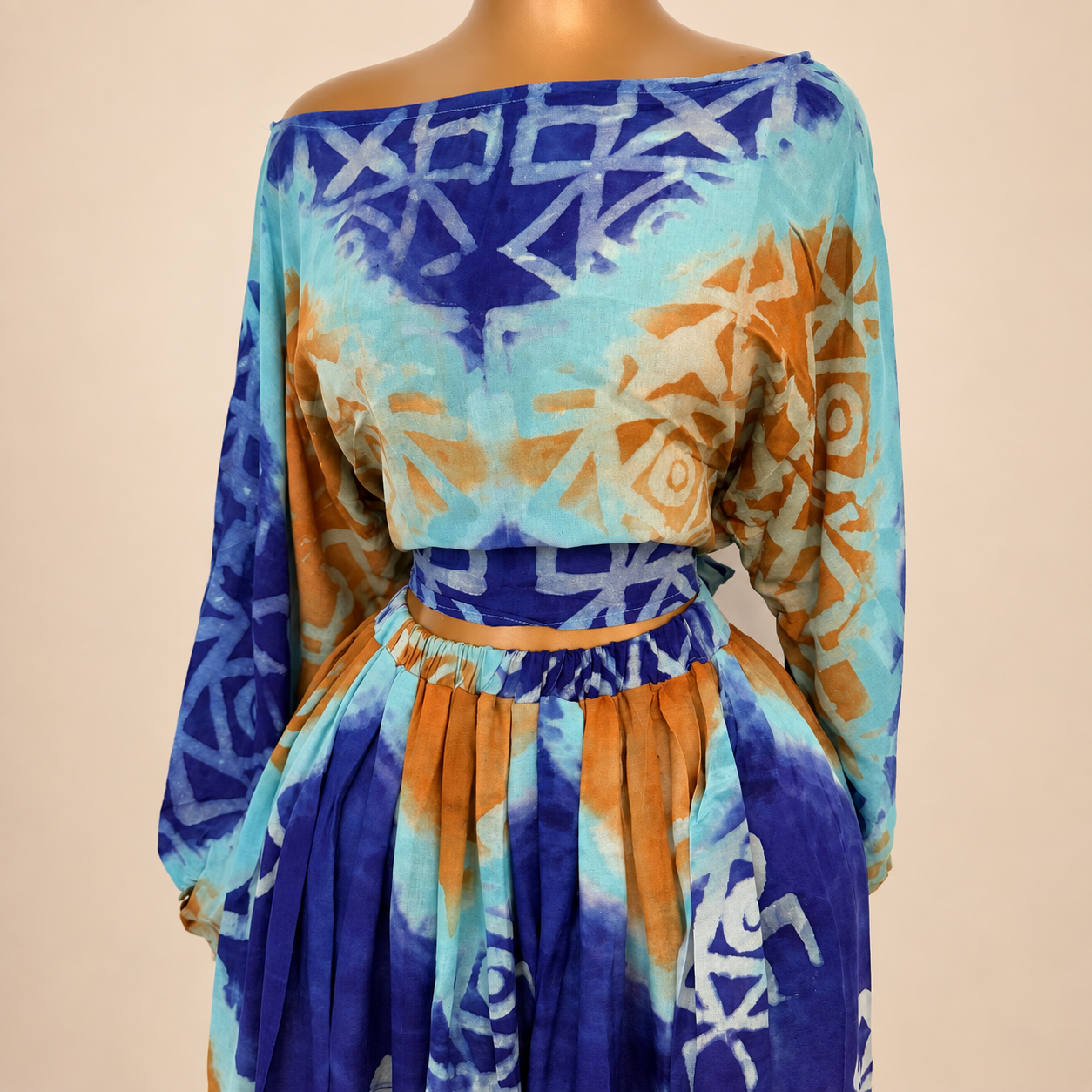 Ensemble Sira – Haut & jupe longue imprimé batik